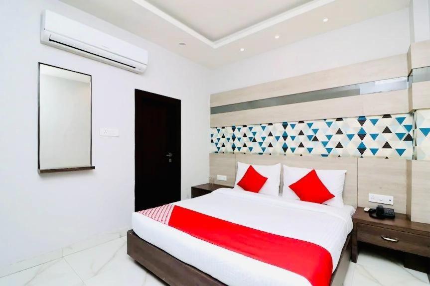 Hotel Megha Inn Lucknow Exterior foto