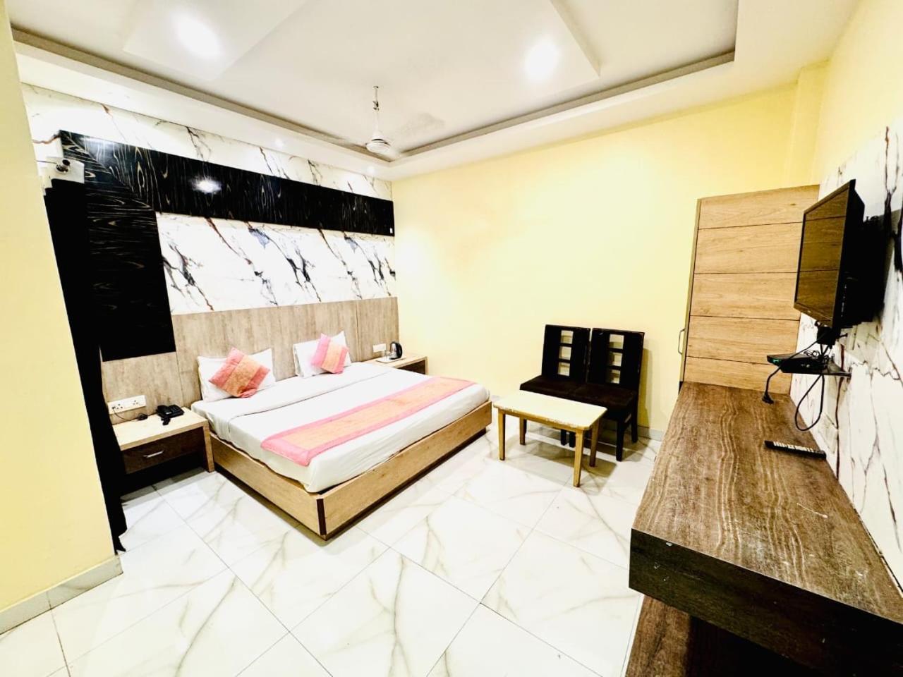 Hotel Megha Inn Lucknow Exterior foto